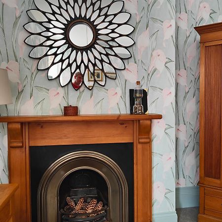 The Corner House Bed & Breakfast Lowestoft Dış mekan fotoğraf