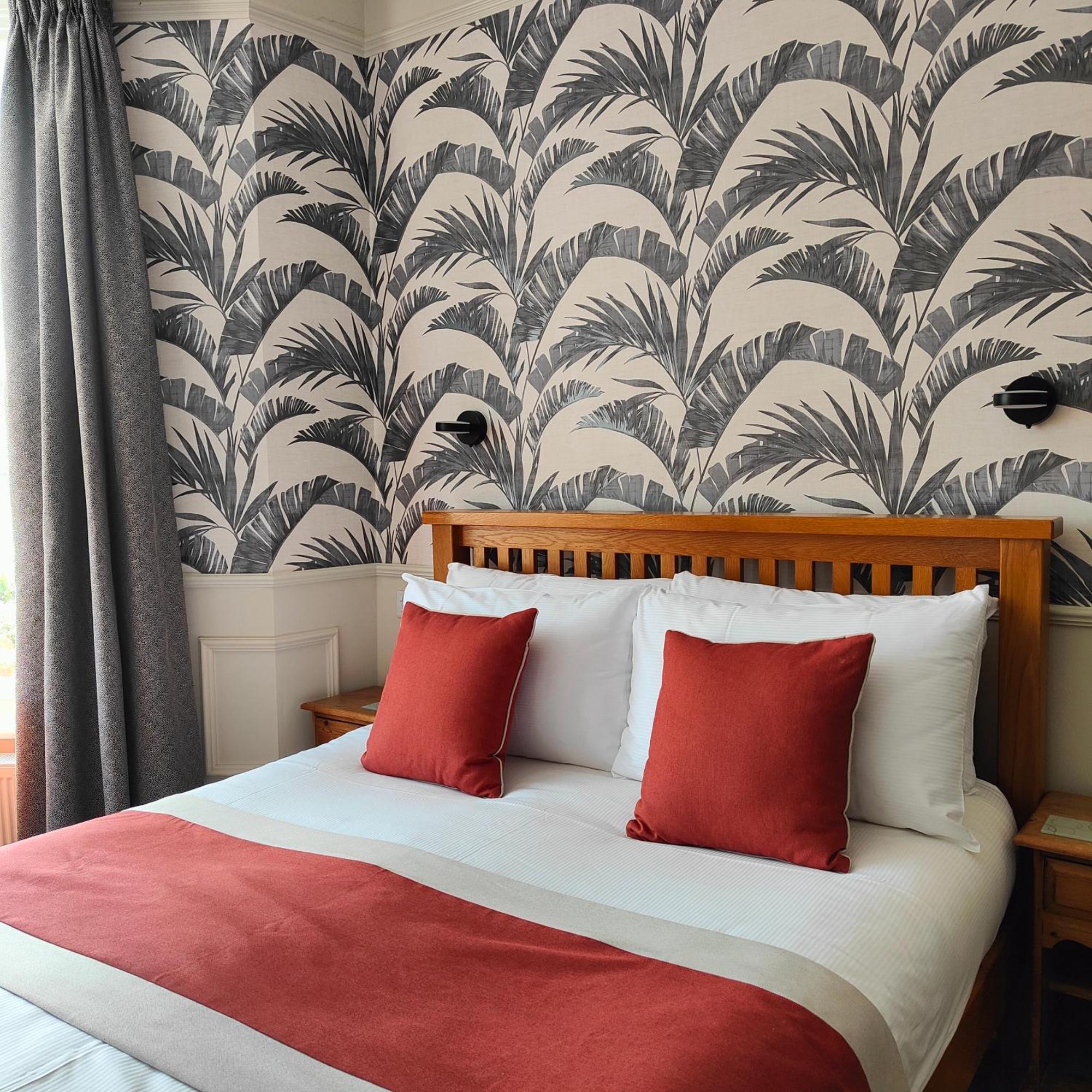 The Corner House Bed & Breakfast Lowestoft Dış mekan fotoğraf